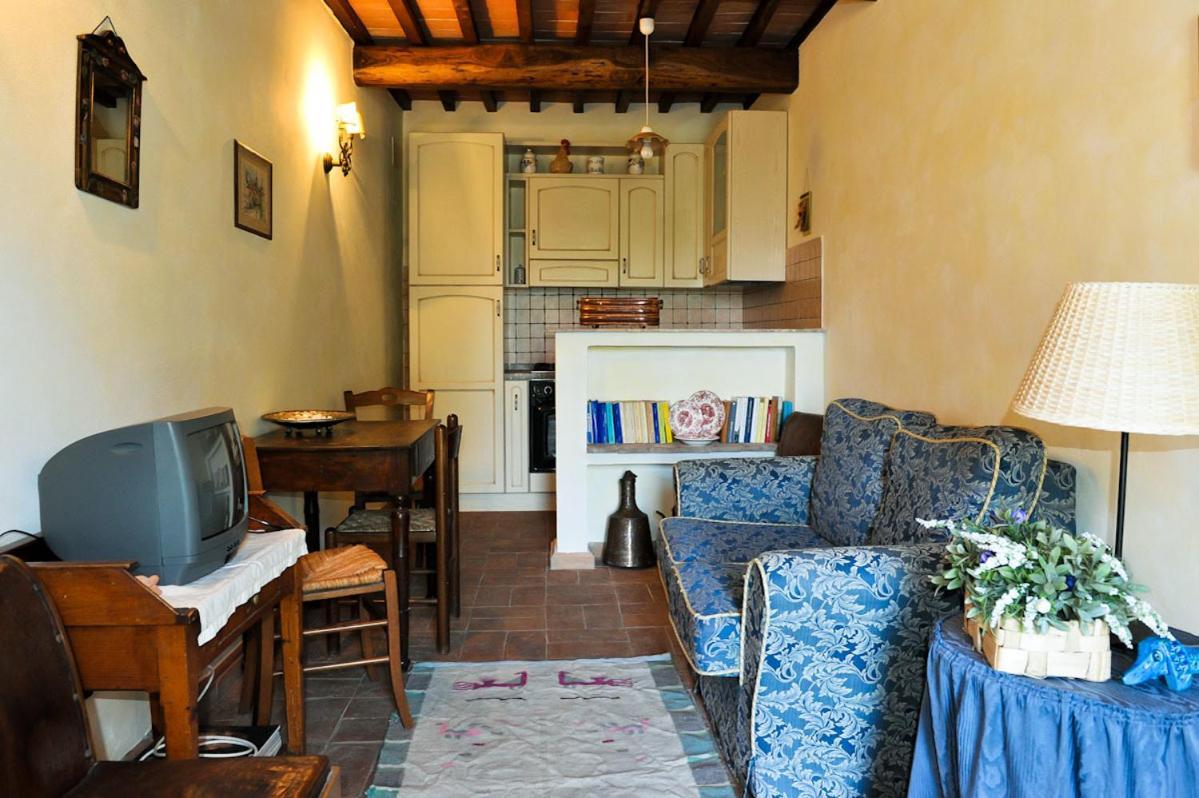 La Fonte Carducciana Villa San Casciano dei Bagni Room photo